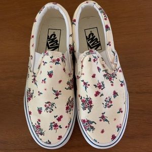 EUC Vans Ditsy Floral Slip on Size 6.5